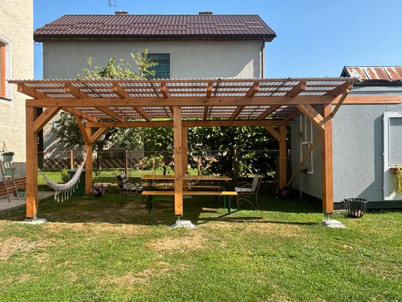 Vivi Apartments Liptovský Mikuláš Εξωτερικό φωτογραφία